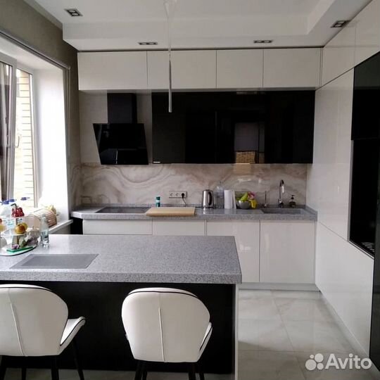 Кухонный гарнитур 