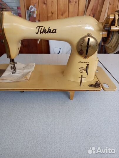 Швейная машинка Tikka, ремень, сьол без станины