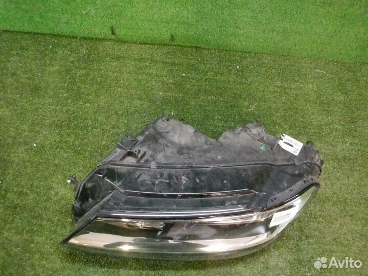Фара левая Volkswagen Tiguan