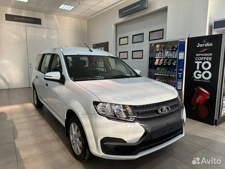 LADA Largus 1.6 МТ, 2024