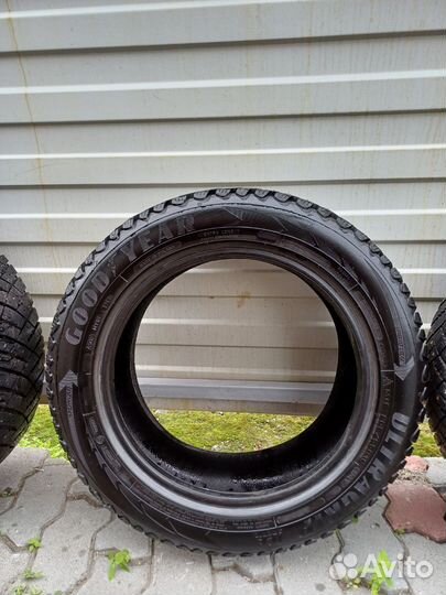 Goodyear Ultragrip Ice Arctic 205/55 R16 97T