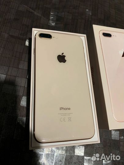 iPhone 8 Plus, 64 ГБ