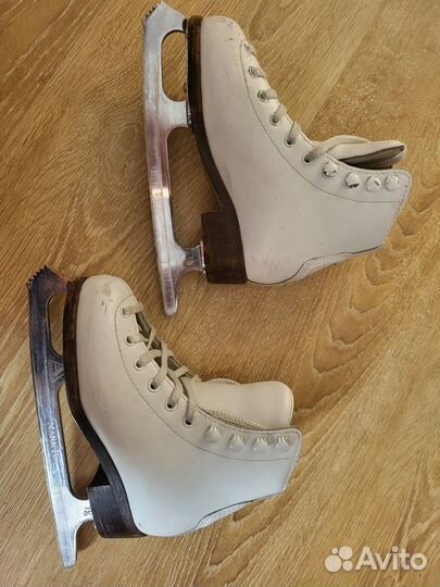 Коньки для фигурного катания