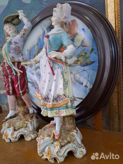 Статуэтка. Фарфор