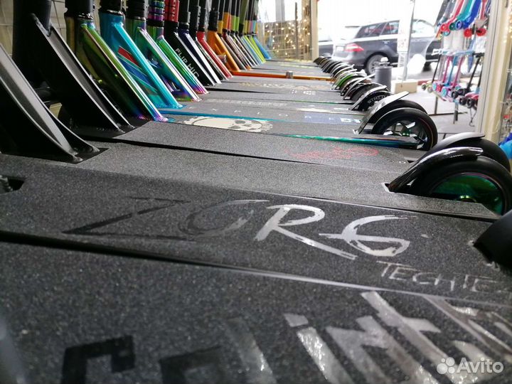 Самокат трюковой