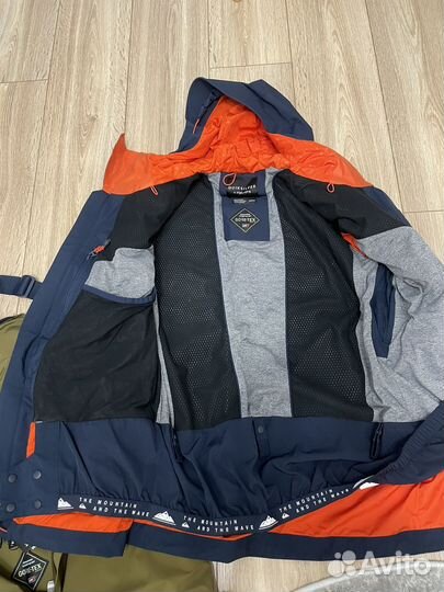 Новый сноубордический костюм Quiksilver