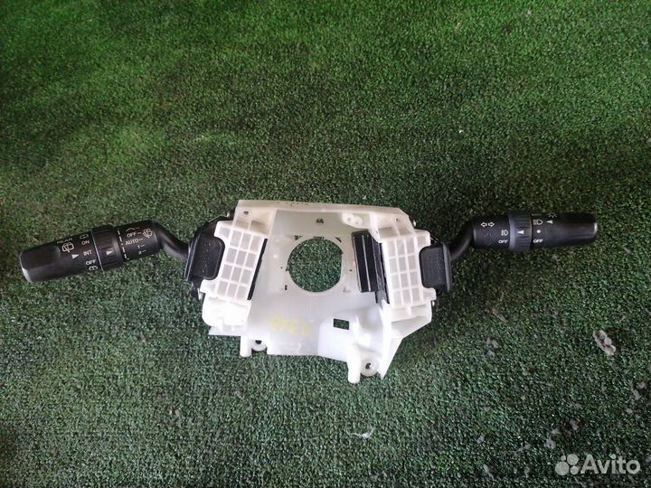 Блок подрулевых переключателей Mazda Axela BK
