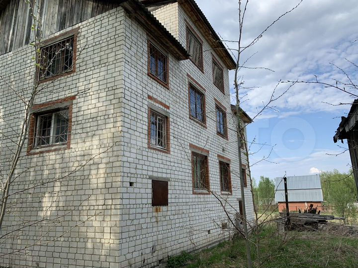 Дача 294,8 м² на участке 13,7 сот.