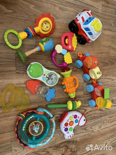 Игрушки пакетом для малышей