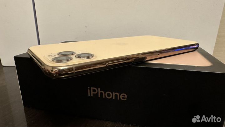 iPhone 11 Pro Max, 64 ГБ