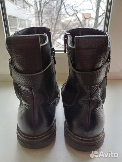 Ботинки демисезонные для мальчика 34р
