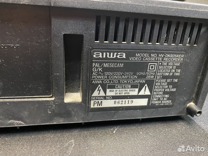 Видеомагнитофон aiwa