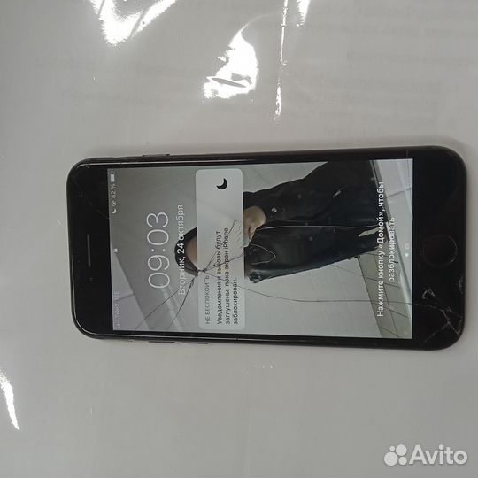 iPhone 8, 128 ГБ