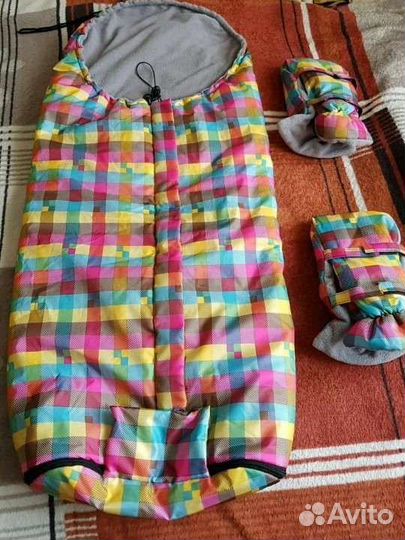 Конверт и варежки для коляски