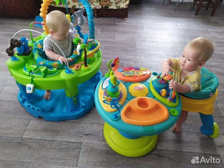 Развивающий игровой центр Bright Starts аренда