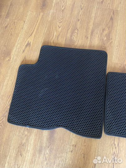 Автомобильные коврики
