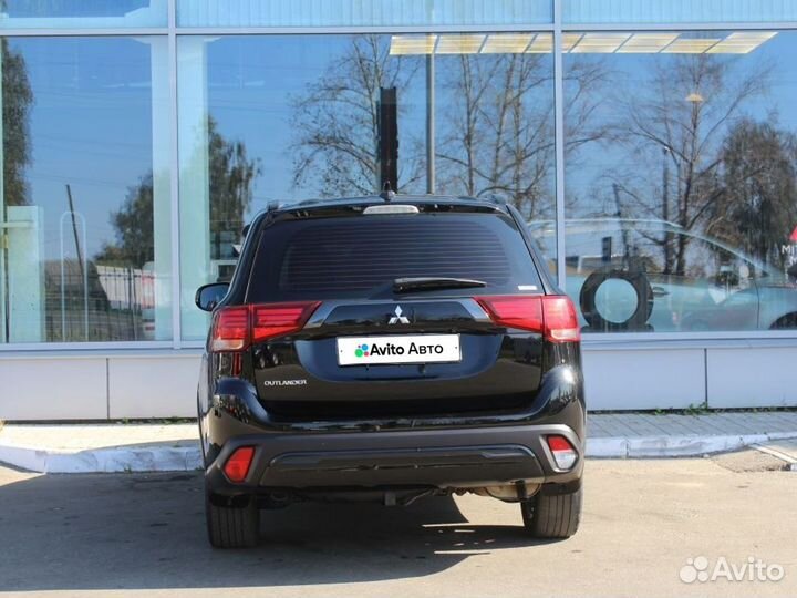 Mitsubishi Outlander 2.0 CVT, 2021, 87 885 км