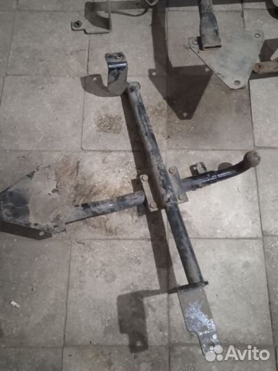 Фаркоп на ваз 2112