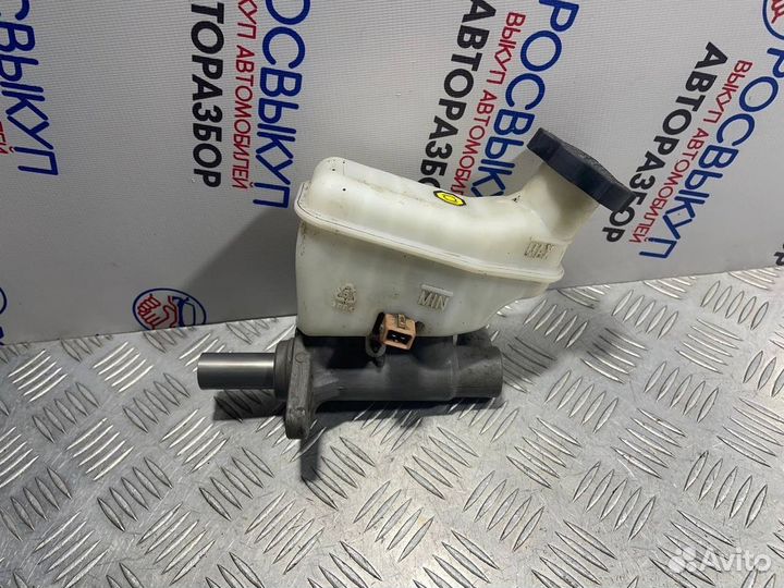 Главный тормозной цилиндр Kia Soul (AM) I (2008–20