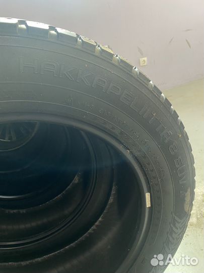 Nokian Tyres WR 215/65 R17