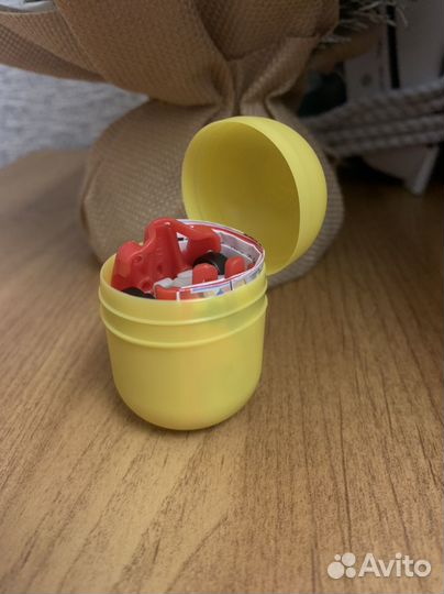 Машинка из киндер сюрприза коллекции аплейду