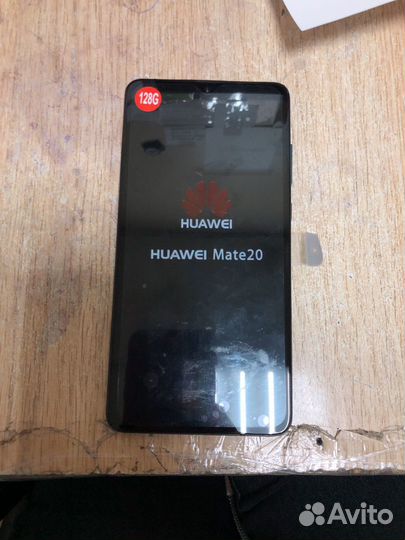 HUAWEI Mate 20, 6/128 ГБ