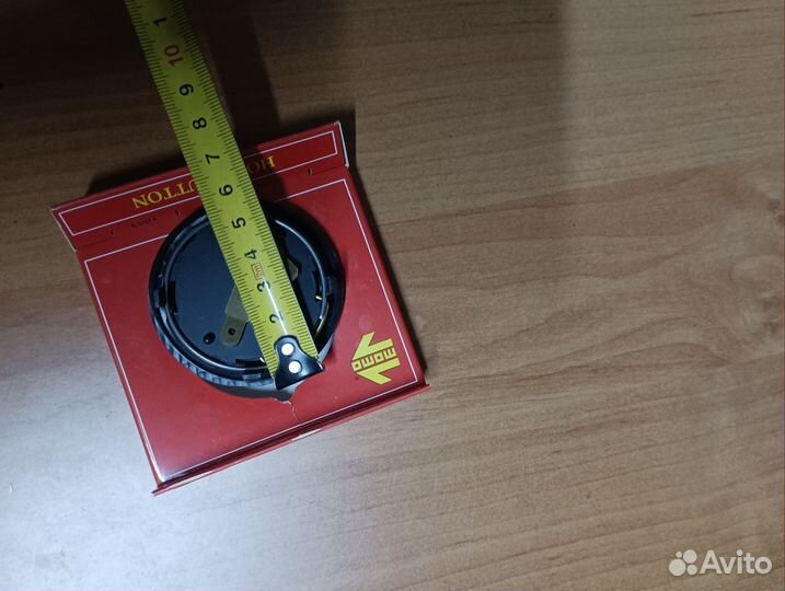 Кнопка спортивного руля Момо