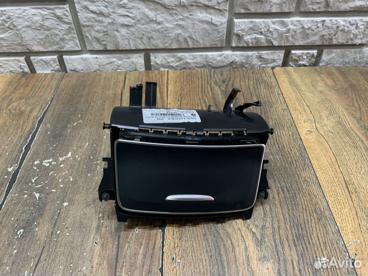 Mercedes Benz AMG A45 W176 Пепельница передняя