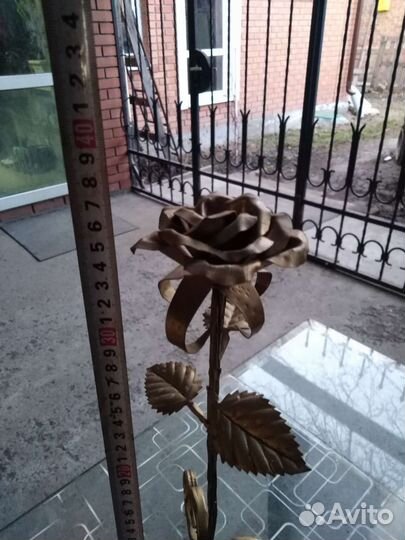 Роза из металла