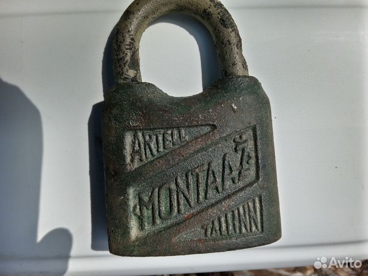 Замок старинный