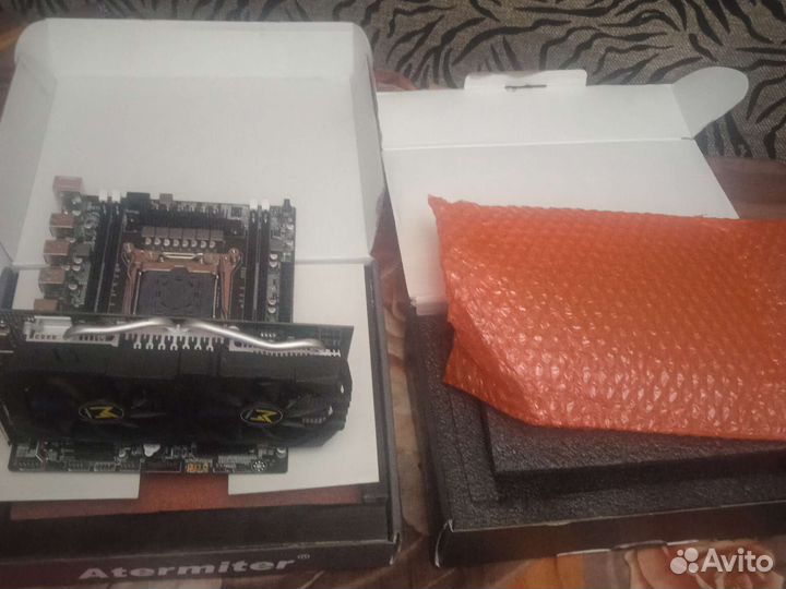 Материнка 2011v3+китайская rx580 8gb