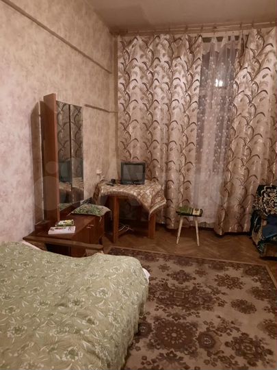 Комната 14 м² в 3-к., 3/5 эт.