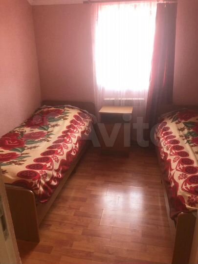 Комната 14 м² в 5-к., 2/2 эт.