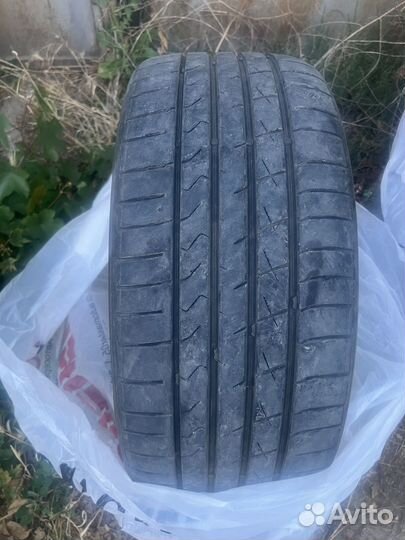 Habilead HF330 230/40 R18 20E