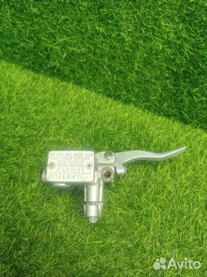 Передняя тормозная машинка Suzuki drz 400