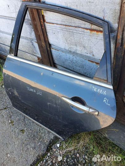 Дверь задняя левая Teana Теана 32 j32