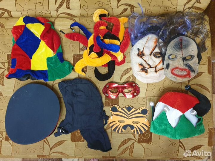 Части новогодних костюмов