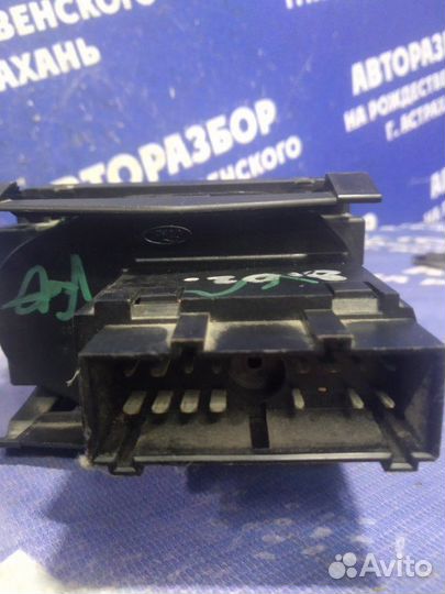 Переключатель света фар Ford Focus 2 седан 2008