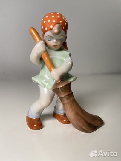Фарфоровая статуэтка Дети Херенд Венгрия
