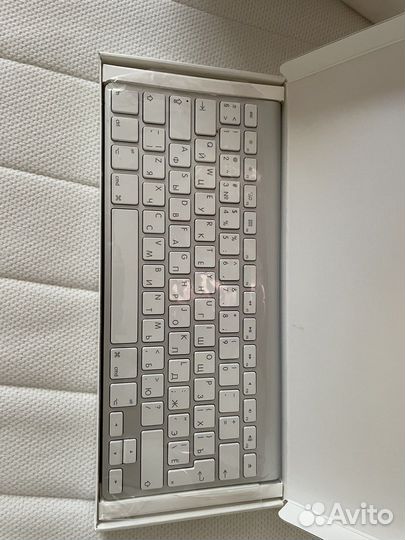 Клавиатура Apple