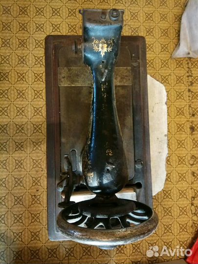 Швейная машина Singer