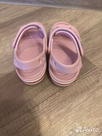 Сандалии для девочки