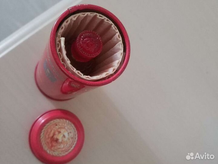 Флакон от парфюма Red Jeans Wersace