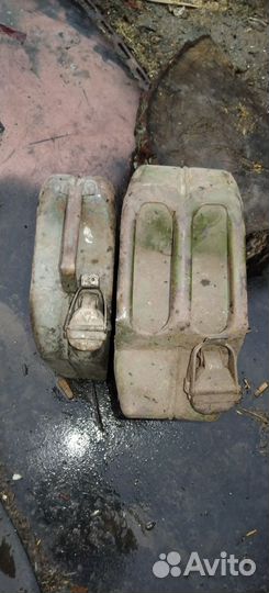 Канистры металл. 20л и 10л