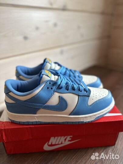 Nike SB Dunk Low