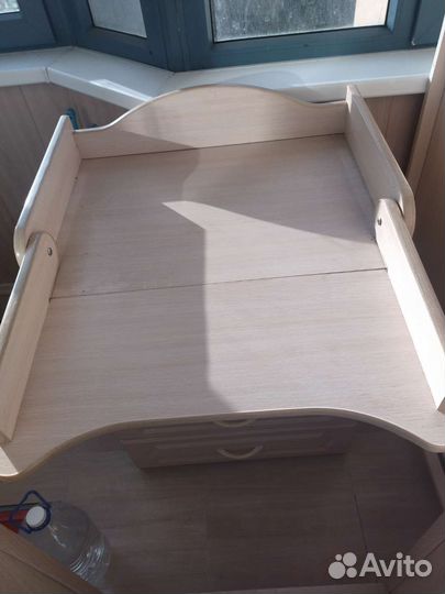 Пеленальный столик