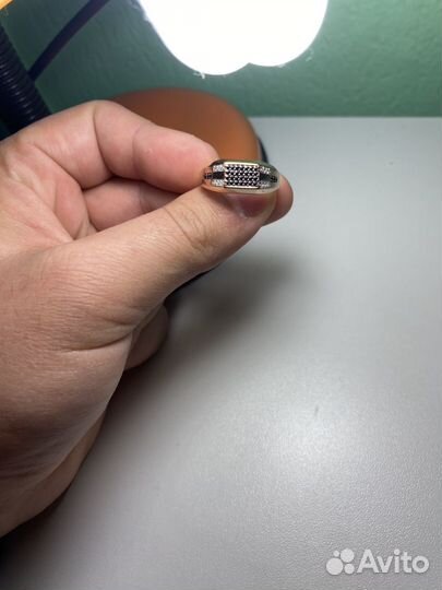 Перестень мужской с камушками россыпь