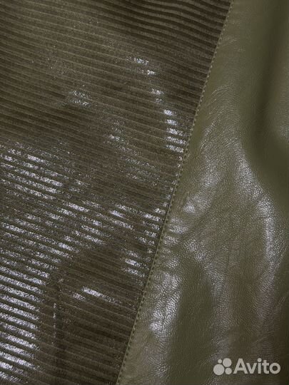 Плащ из экокожи женский