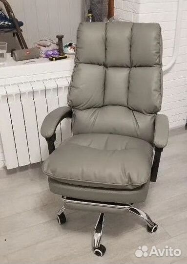 Компьютерное кресло офисное с функцией массажа