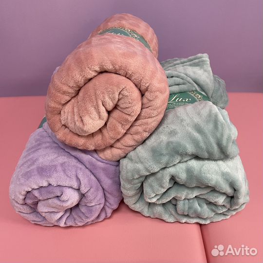 Плед на кушетку